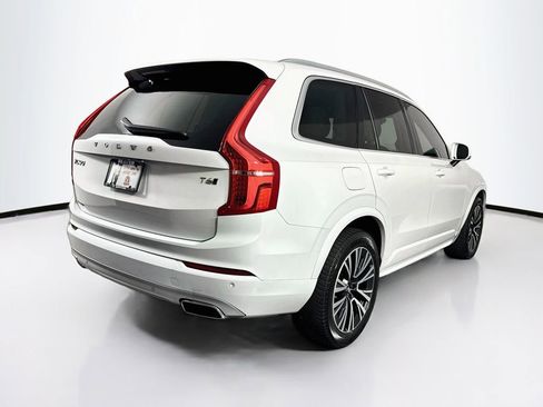 Used 2021 Volvo XC90 T6 Momentum w/ Climate Package AWD/4WD image 10