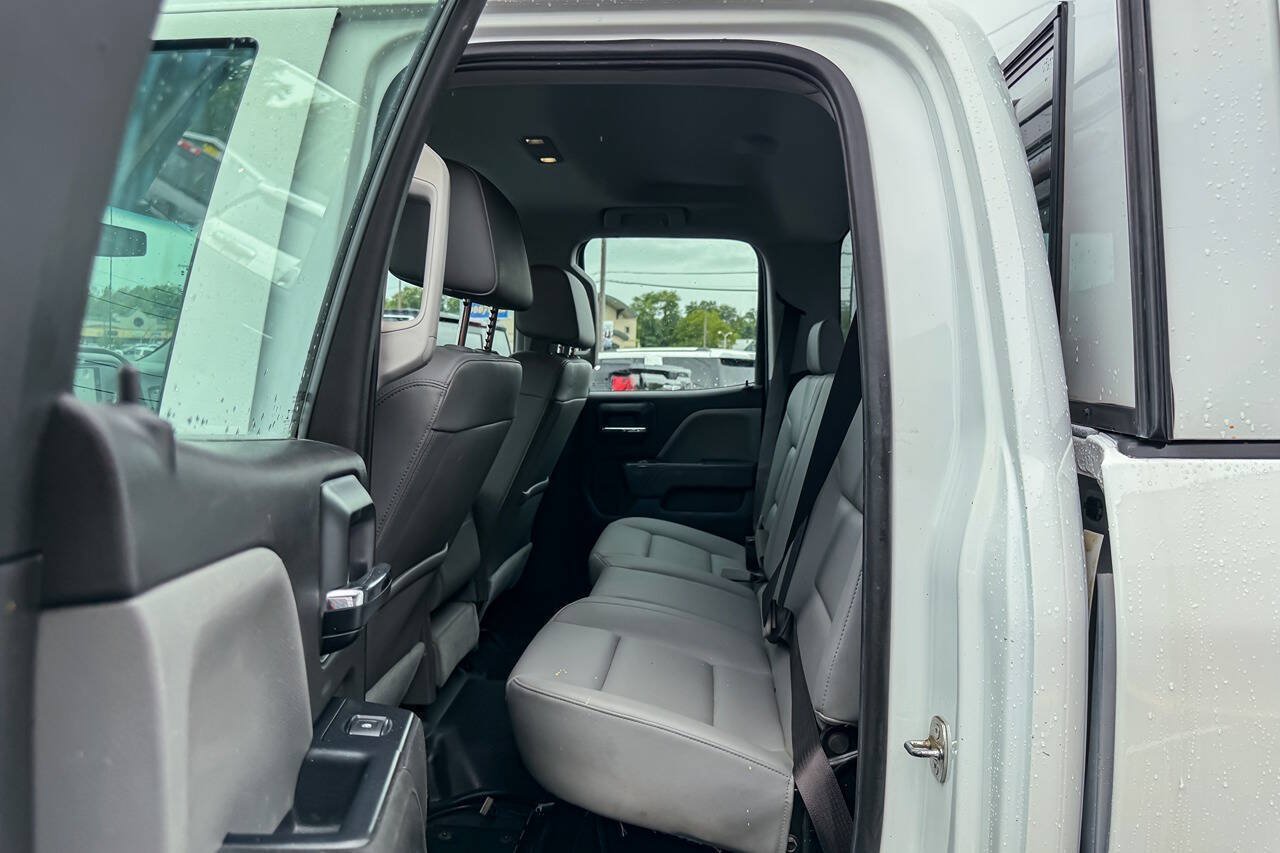 Used 2018 Chevrolet Silverado 2500 W/T w/ Snow Plow Prep Package AWD/4WD image 20