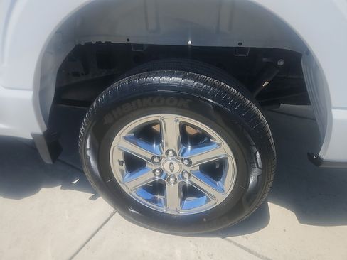 Used 2025 Ford F150 XLT w/ Equipment Group 301A Standard RWD image 10
