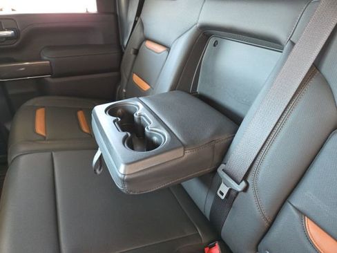 Used 2021 GMC Sierra 2500 AT4 w/ AT4 Premium Plus Package image 31