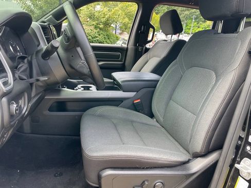Used 2023 RAM 1500 Big Horn AWD/4WD image 7