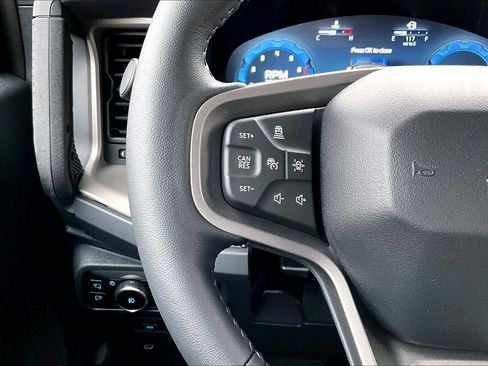 Certified 2025 Ford Bronco Outer Banks image 24