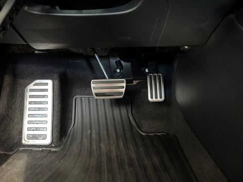 Used 2023 Honda Accord Sport image 38