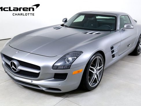 Used 2011 Mercedes-Benz SLS AMG Coupe image 1