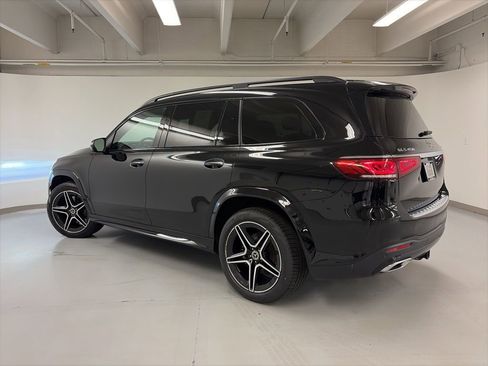 Used 2022 Mercedes-Benz GLS 450 4MATIC image 7