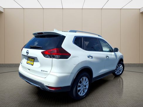 Used 2020 Nissan Rogue SV AWD/4WD image 6