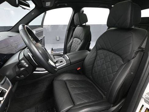 Used 2024 BMW X5 xDrive40i image 24