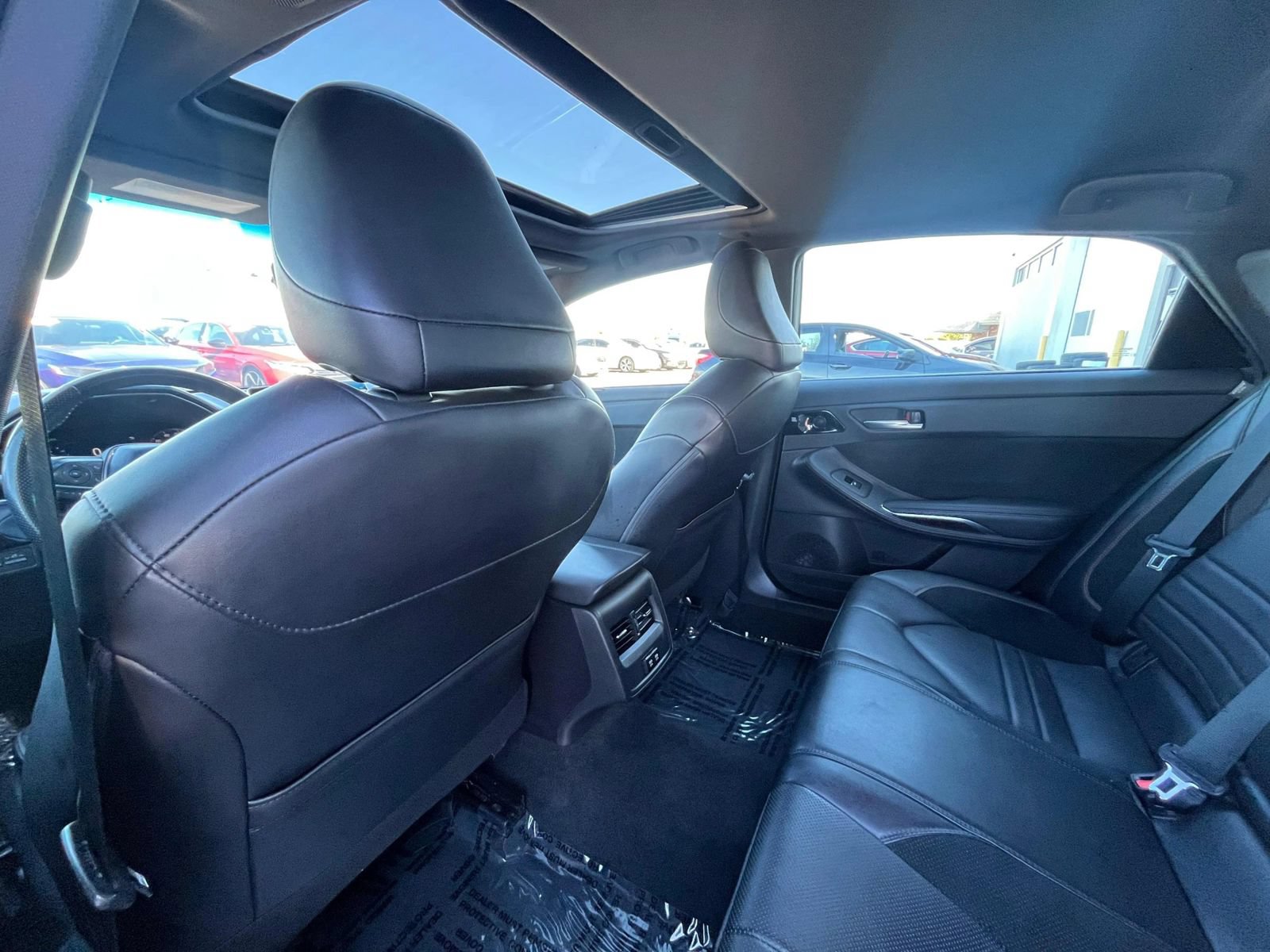 Used 2019 Toyota Avalon XSE FWD image 31