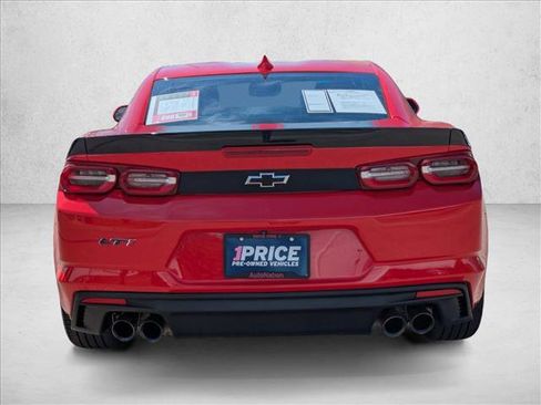Used 2021 Chevrolet Camaro LT w/ Technology Package RWD image 7
