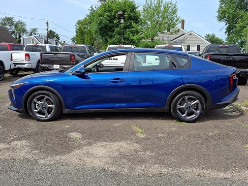 Used 2025 Kia K4 FWD image 2