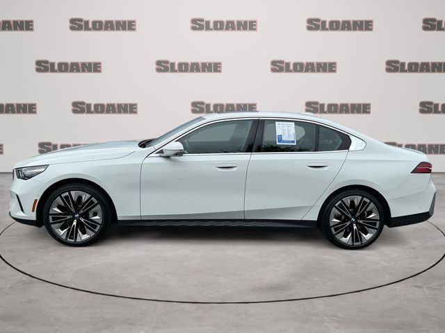 Certified 2026 BMW 530i xDrive w/ Premium Package AWD/4WD image 2