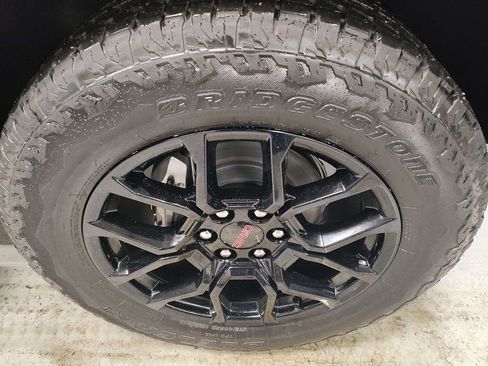 New 2026 GMC Canyon Elevation w/ Convenience Package image 4