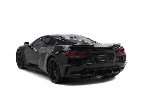 Used 2025 Chevrolet Corvette Z06 w/ Stealth Interior Trim Package image 6