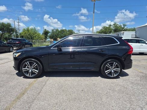 Used 2019 Volvo XC60 T5 Momentum w/ Premium Package FWD image 8