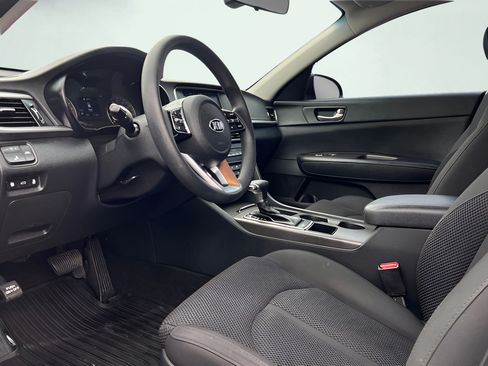 Used 2020 Kia Optima LX FWD image 2