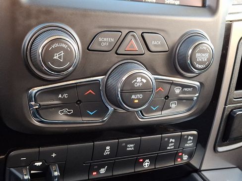 Used 2018 RAM 1500 Sport w/ Convenience Group AWD/4WD image 15