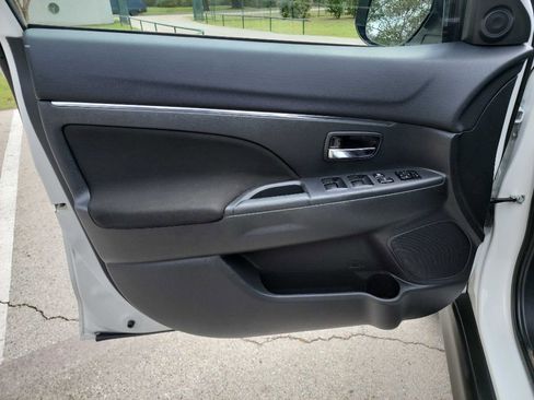 Used 2017 Mitsubishi Outlander Sport SE image 13