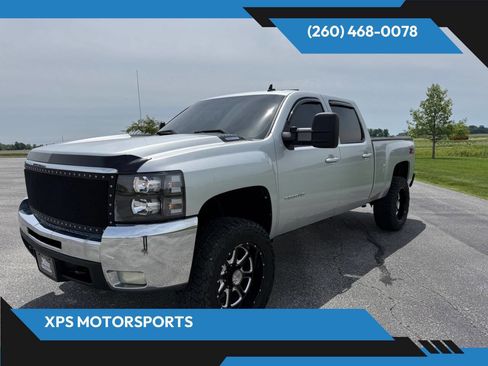 Used 2010 Chevrolet Silverado 2500 LTZ w/ Convenience Package AWD/4WD image 1