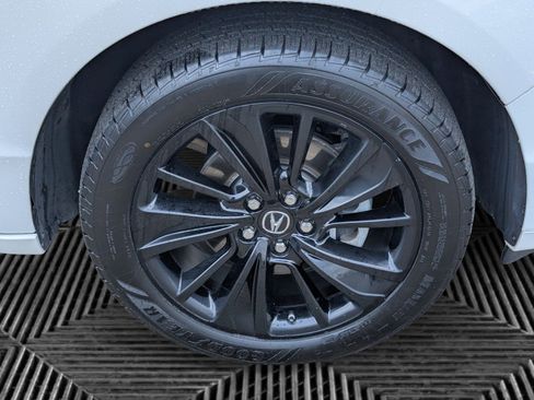 Used 2018 Acura MDX Sport Hybrid w/ Advance Pkg image 25