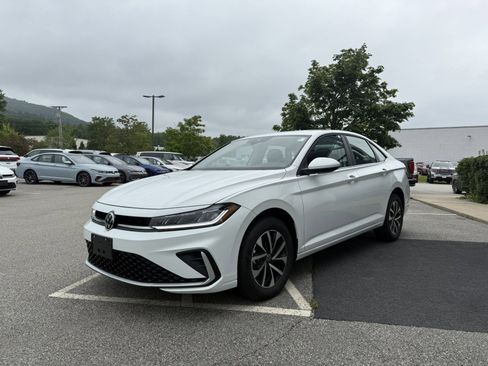 New 2025 Volkswagen Jetta S image 7