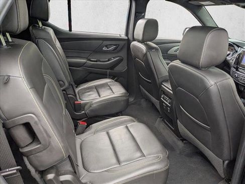 Used 2023 Chevrolet Traverse LT w/ LT Premium Package AWD/4WD image 22