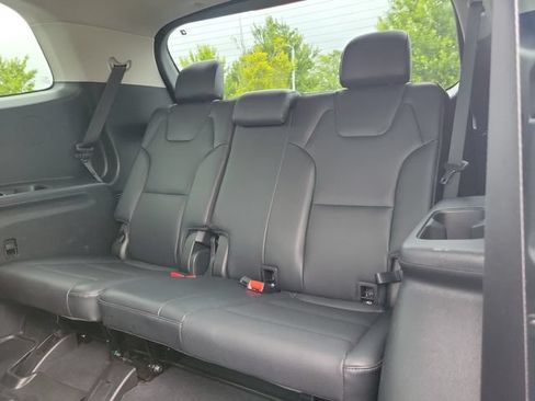 Used 2022 Kia Telluride EX w/ EX Premium Package FWD image 10