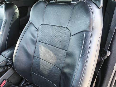 Used 2015 Ford Mustang GT Premium RWD image 23