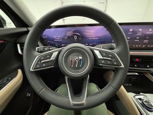 New 2025 Buick Envision Preferred image 27