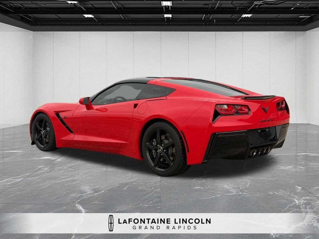 Used 2015 Chevrolet Corvette Stingray Coupe RWD image 3