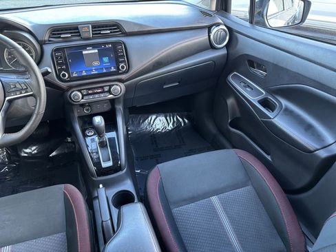 Used 2024 Nissan Versa SR FWD image 24