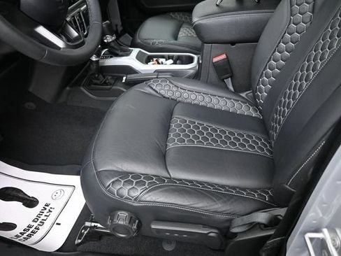 Used 2023 Jeep Wrangler Unlimited Sport w/ Sun And Sound Package AWD/4WD image 12