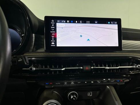 Used 2024 Alfa Romeo Tonale Ti image 19