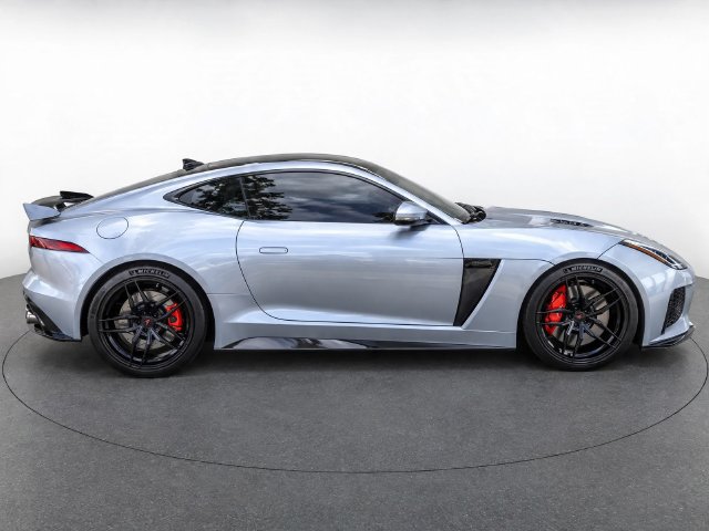 Used 2017 Jaguar F-TYPE SVR AWD/4WD image 8