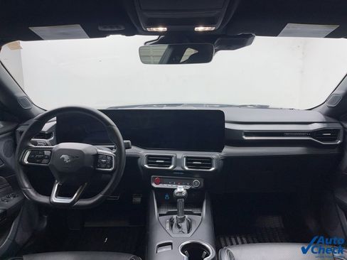 Used 2024 Ford Mustang GT Premium image 17