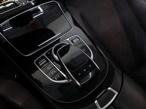 Used 2020 Mercedes-Benz E 350 Sedan image 32