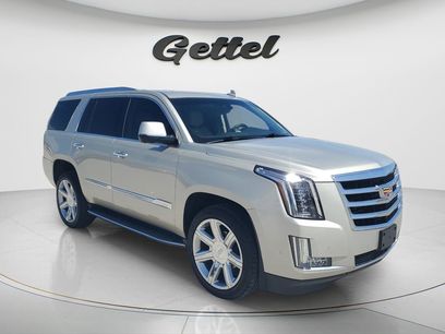 Used 2017 Cadillac Escalade Luxury