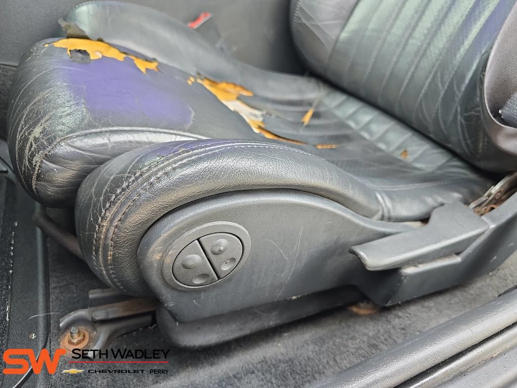 Used 1994 Pontiac Firebird Trans Am RWD image 30