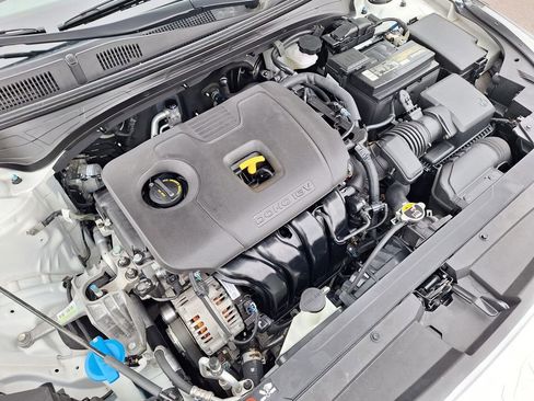 Used 2022 Kia Forte LXS image 27