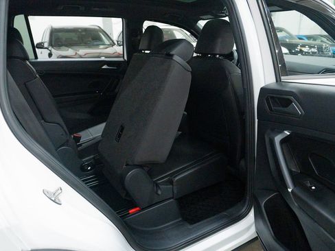 Used 2020 Volkswagen Tiguan SE R-Line w/ 3rd Row Seat Package image 31