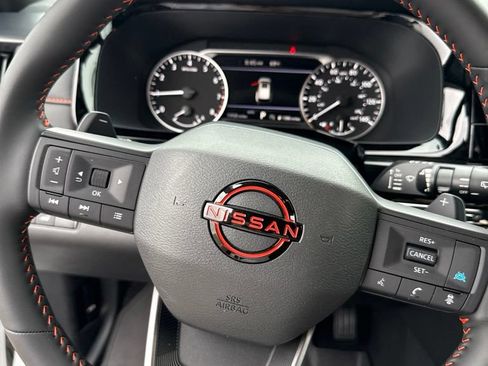 Used 2026 Nissan Pathfinder Rock Creek AWD/4WD image 7