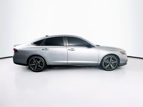 Used 2023 Honda Accord Sport image 10