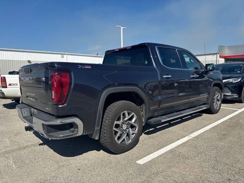 Used 2023 GMC Sierra 1500 SLT w/ SLT Premium Package image 5
