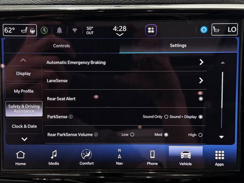 Used 2023 Chrysler Pacifica Limited FWD image 23