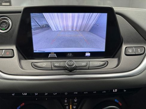 Used 2020 Chevrolet Blazer LT AWD/4WD image 11