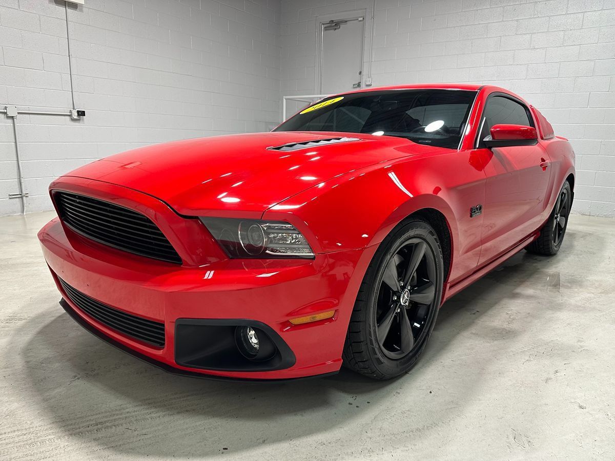 Used 2014 Ford Mustang GT Premium RWD image 20