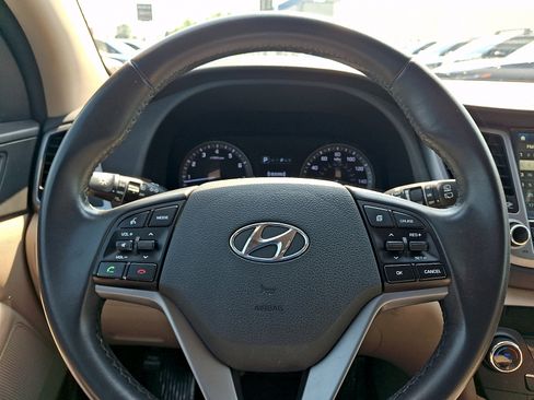 Used 2017 Hyundai Tucson Limited w/ Cargo Package FWD image 22