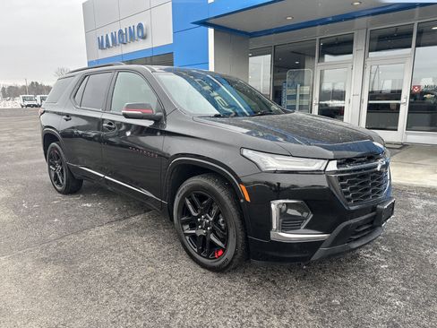 Certified 2023 Chevrolet Traverse Premier w/ Redline Edition image 2