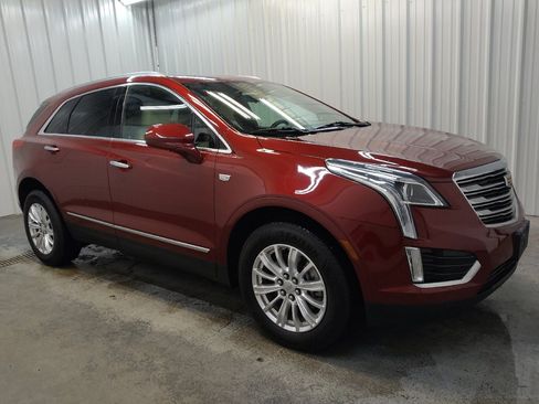 Used 2018 Cadillac XT5 FWD image 11