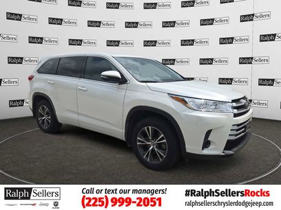 Used 2017 Toyota Highlander LE