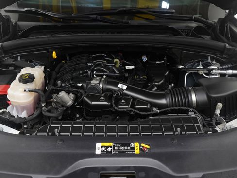 Used 2025 Jeep Grand Cherokee L Limited w/ Luxury Tech Group II image 34